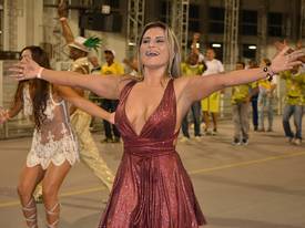 Magaline Massagem corpo a corpo